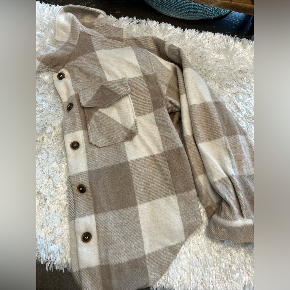 Beautiful Love Tree flannel shacket.  Soft!  I only wore a handful of times.